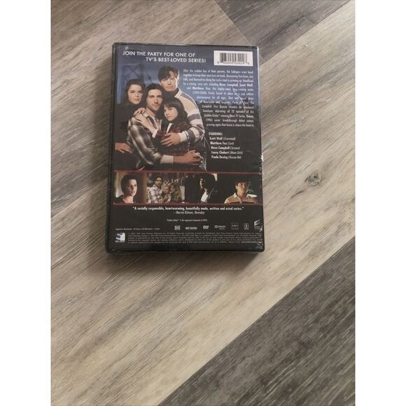 Party of Five - The Complete First Season (DVD, 2014, 4-Disc Set) NEW, Sealed - Picture 4 of 6